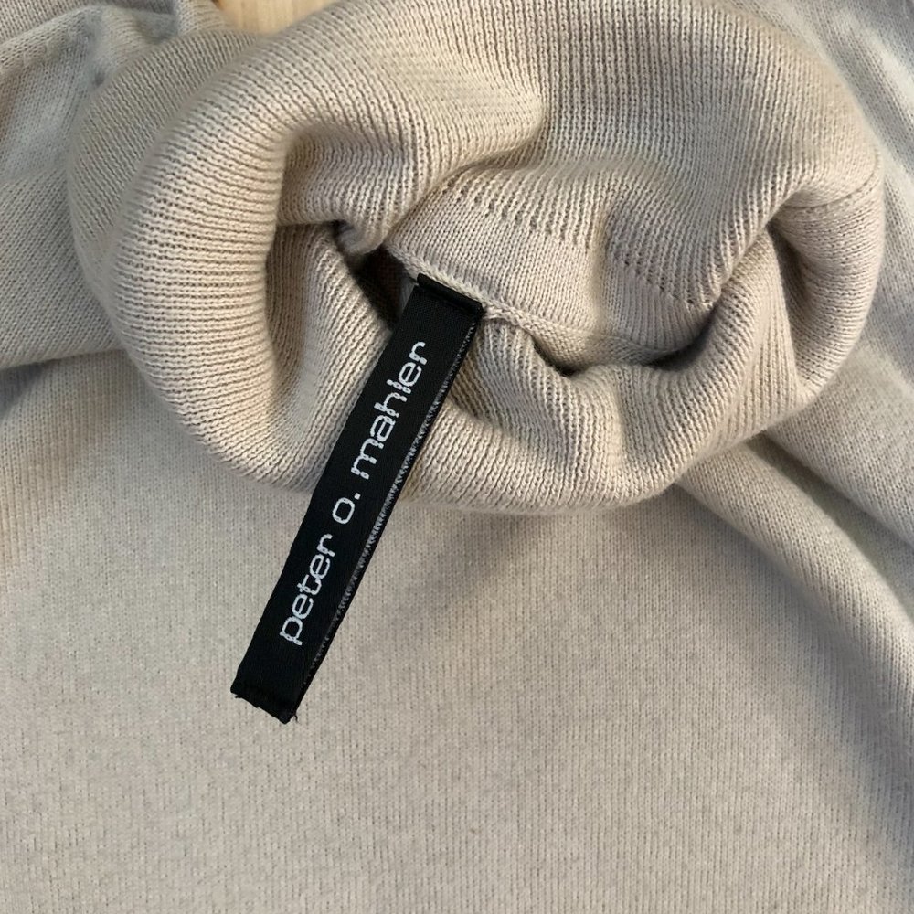 NWOT - PETER O. MAHLER Fine Cotton Turtleneck Stone Color Size S